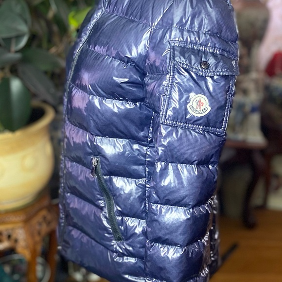 MONCLER short down jacket - Picture 3 of 10